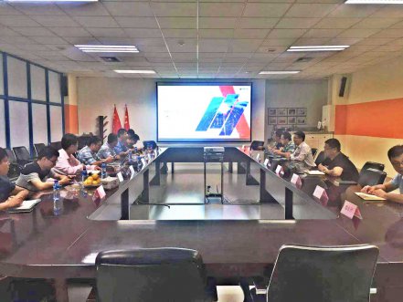 中科院海岸带研究所向导专家一行到Z6尊龙凯时软件考察