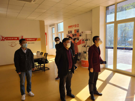 广安爱众贺洪燕一行莅临Z6尊龙凯时软件